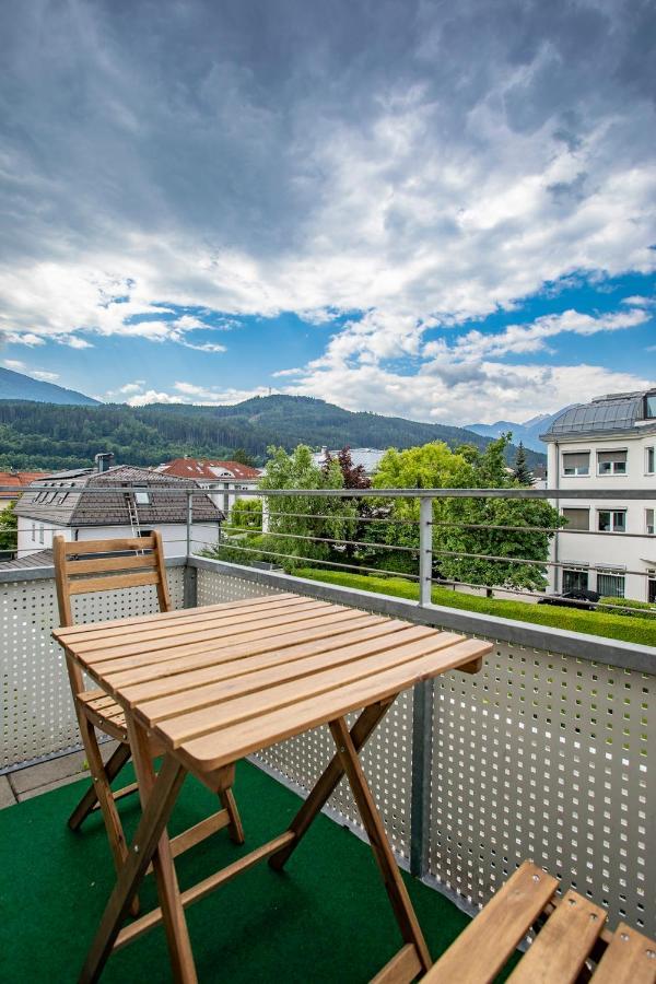Modern Innsbruck Apartment I Free Parking ภายนอก รูปภาพ